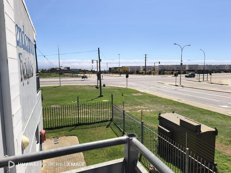2 Bedroom Property for Sale in Heiderand Western Cape